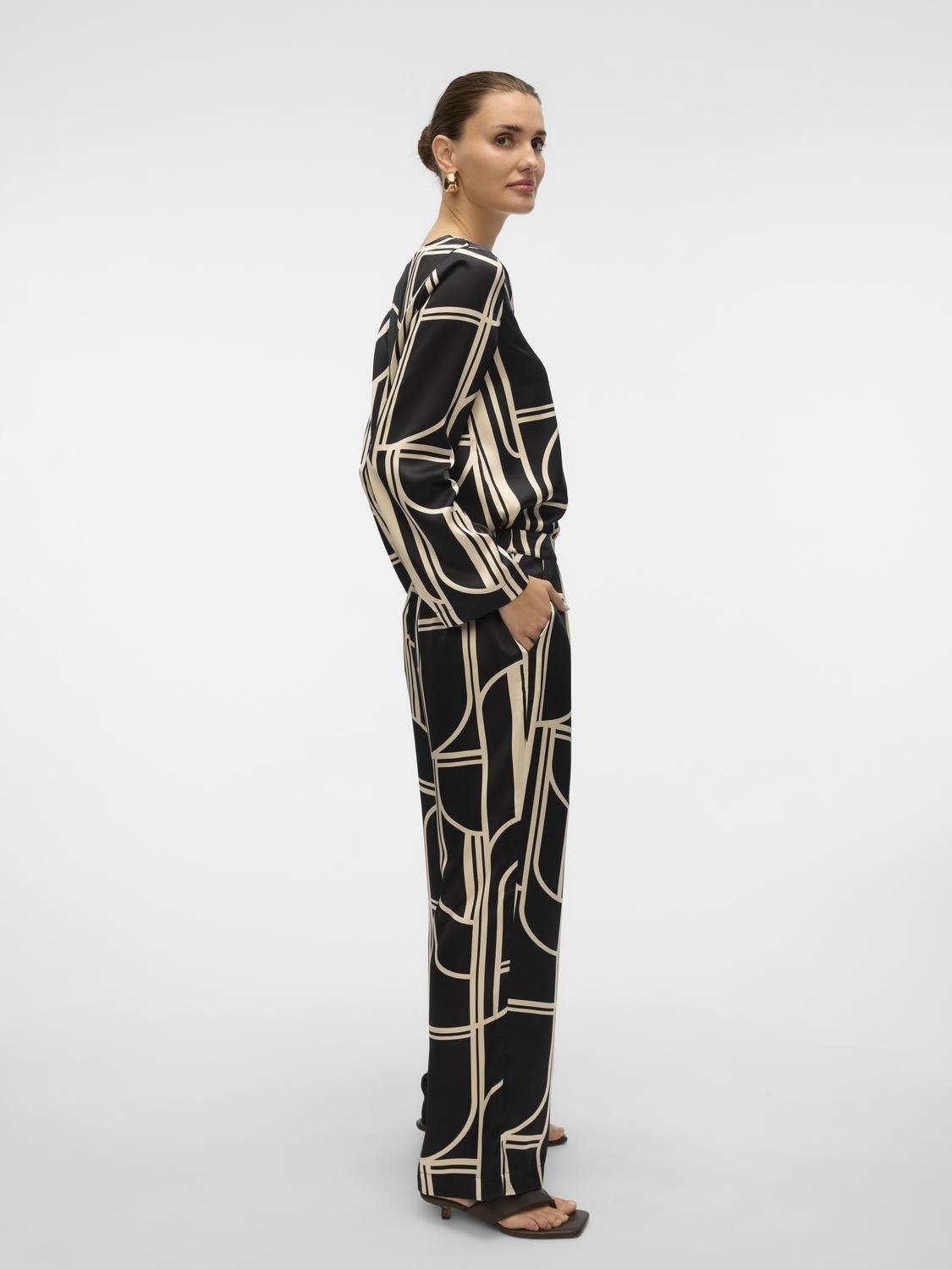 VMHADLEY Trousers - Black - VERO MODA & VILA Bergvik